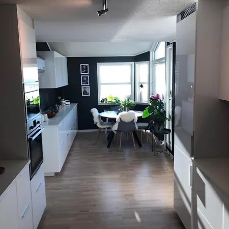 Flott Med Topp Utsikt *